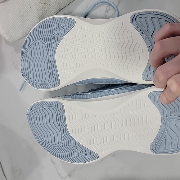 Vessi Sky Blue Everyday Sneakers Men's 7 - Picture 6 of 9